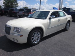 BUY CHRYSLER 300 2009 LIMITED, Keller’s Auto Sales